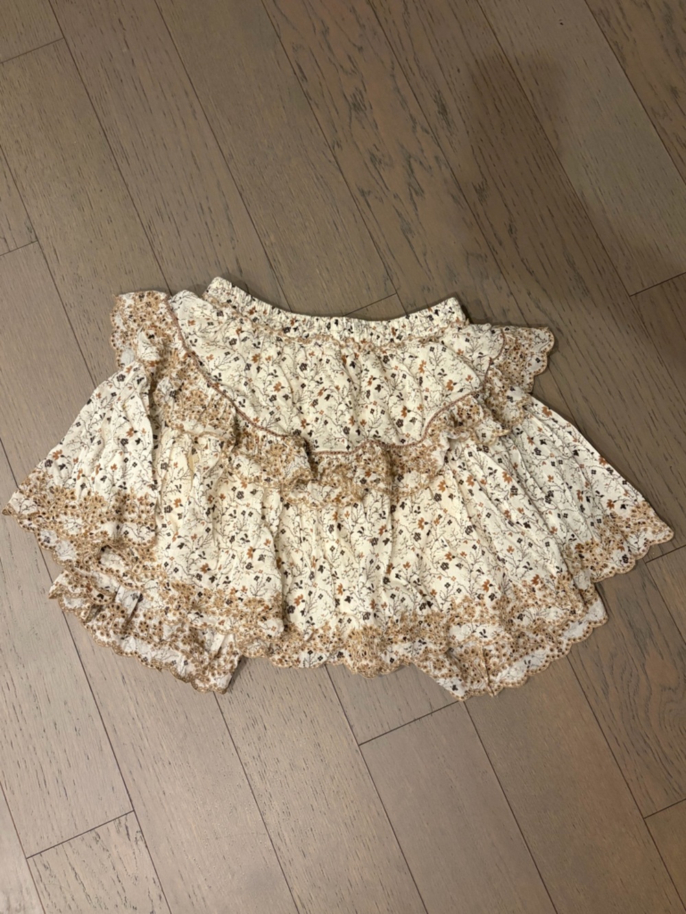 Aritzia Cream Floral Ruffled Mini Skirt - Picture 2 of 3